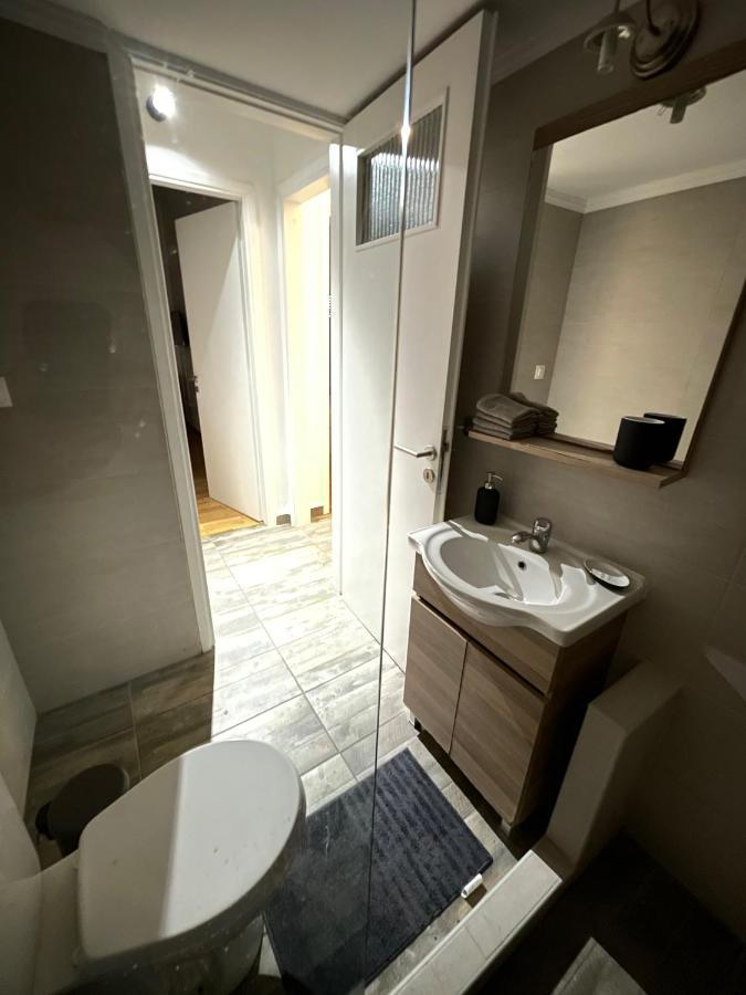 Olympic Hadrian Apartment Next To Acropolis Athena Bagian luar foto